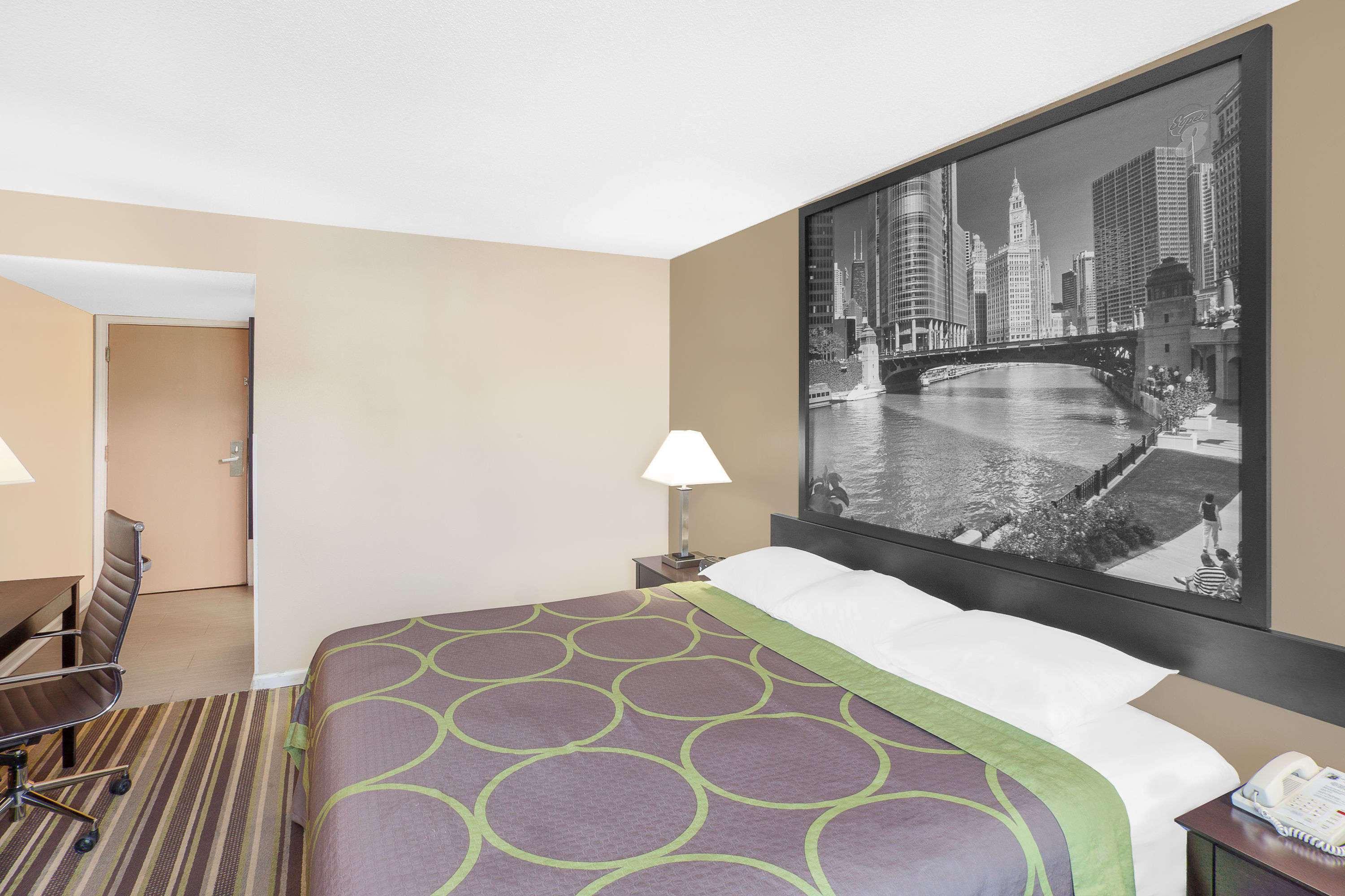Отель Super 8 By Wyndham Morton Grove/Chicago Экстерьер фото